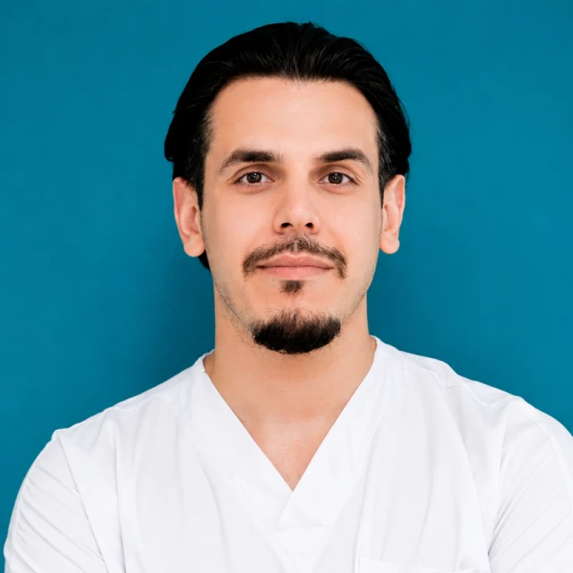 Berkay Portakal, Dental assistant